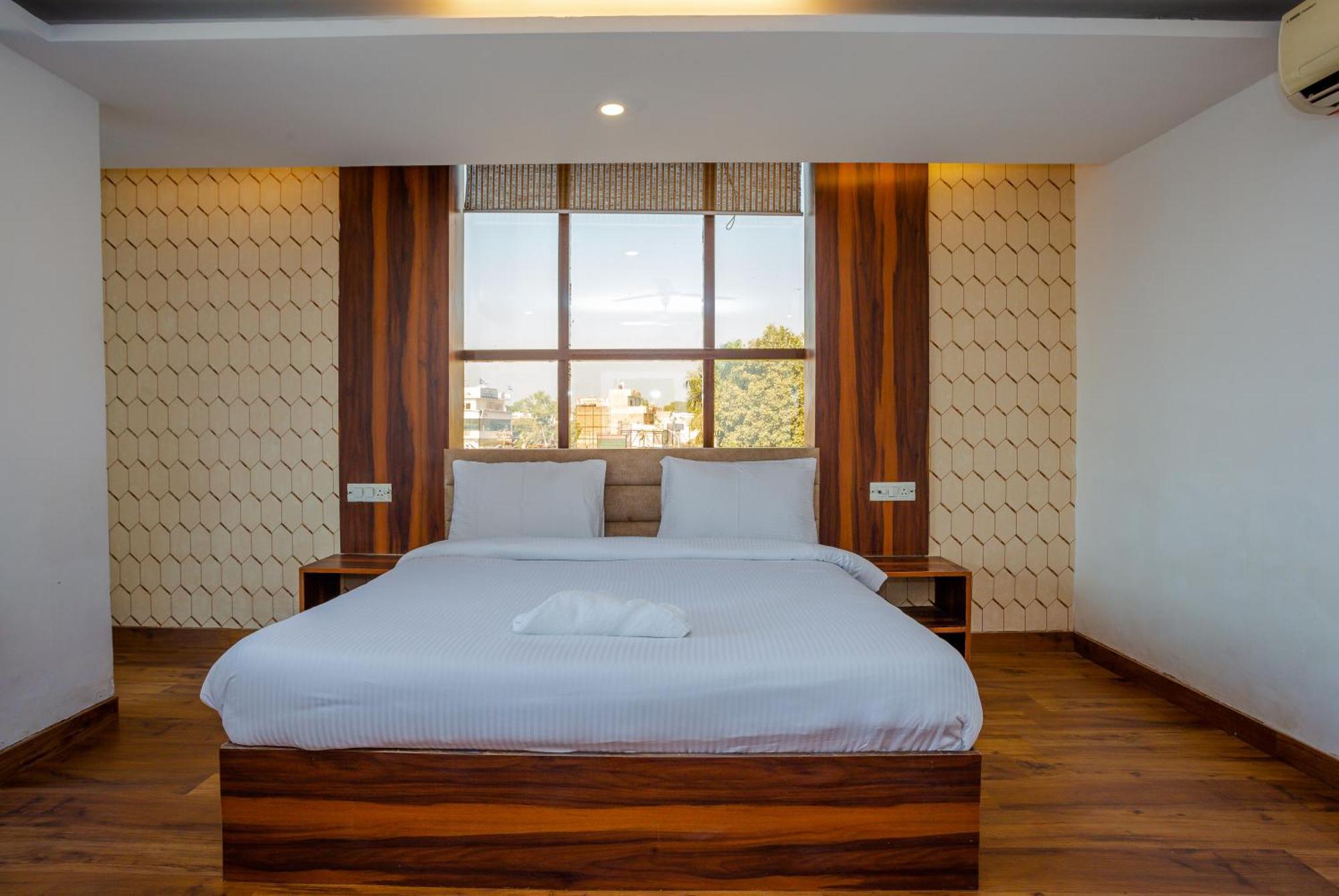 Hotel Doon Dehradun Habitación foto