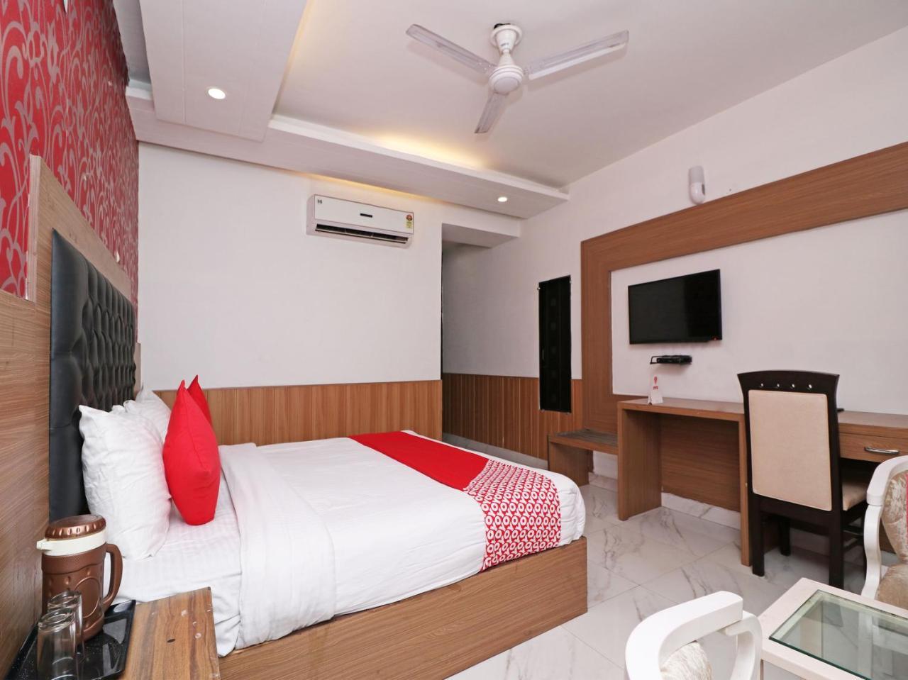 Hotel Doon Dehradun Exterior foto